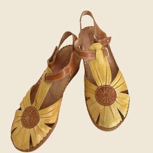 Wedge leather sandals Pikolinos